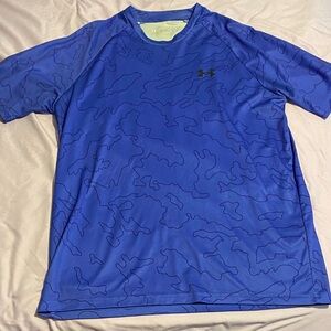 Under Armour Blue Patterned Athletic Shirt